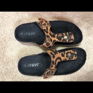 Boutique leopard sandals - NWOT